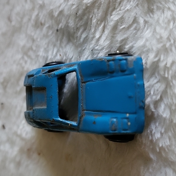 Vintage Tootsie Car - Picture 2 of 5